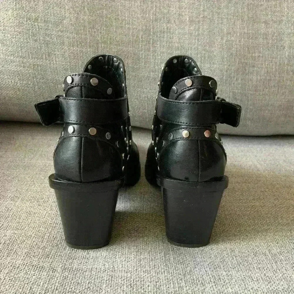 Aldo  | Eraodia black leather studded ankle boots - Picture 4 of 6